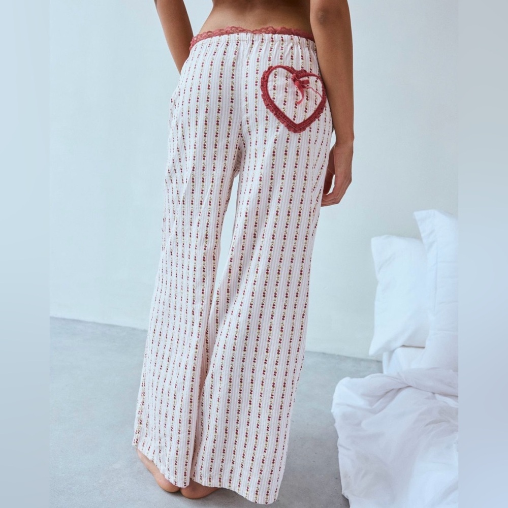 Urban Outfitters White and Red Heart Detail Wide Leg Pants